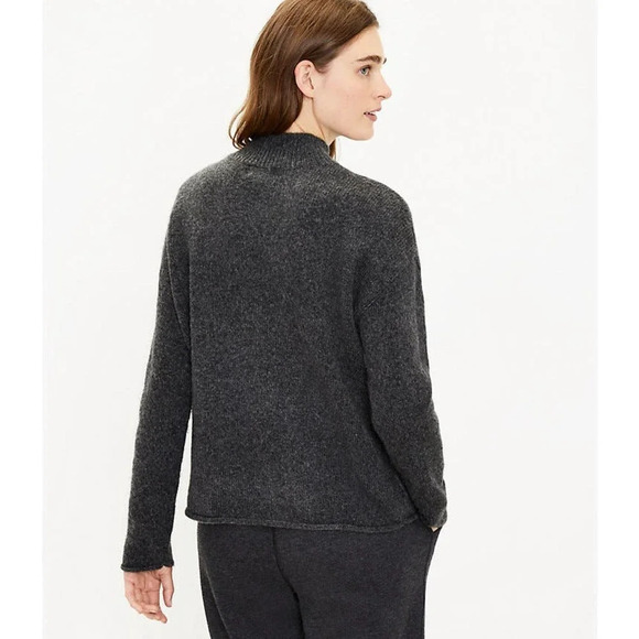 Lou & Grey LOFT Women's Party Animal Sweater Size Small - Picture 3 of 8